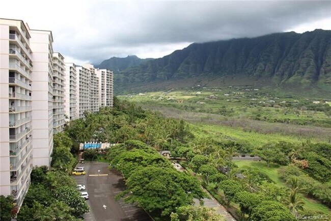Building Photo - Makaha Valley Towers