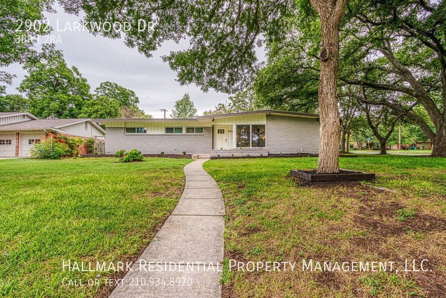 Primary Photo - 2902 Larkwood Dr