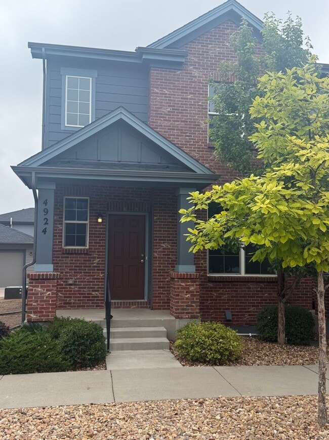 Building Photo - 4924 S Algonquian Way