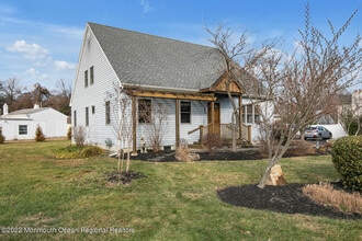 Building Photo - 35 Birch Ave