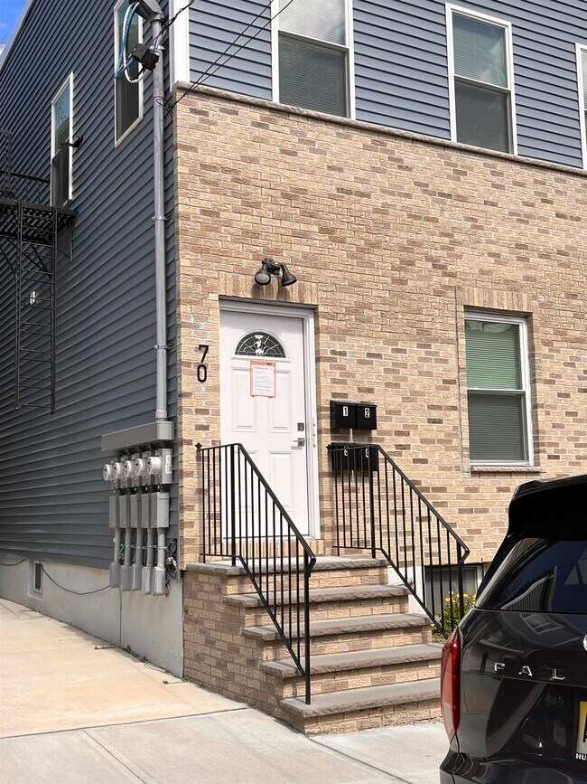 Foto del edificio - 70 69th St