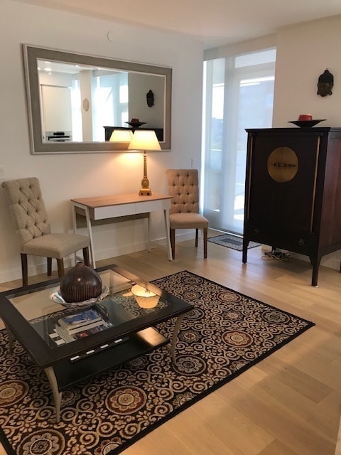 Building Photo - 1180 Broughton St