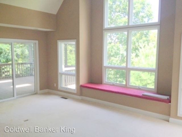 Building Photo - 4 br, 3 bath House - 113 Carriage Walk Ln.