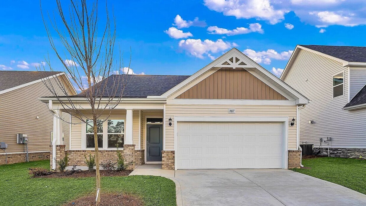 Primary Photo - 2827 Spain Ln