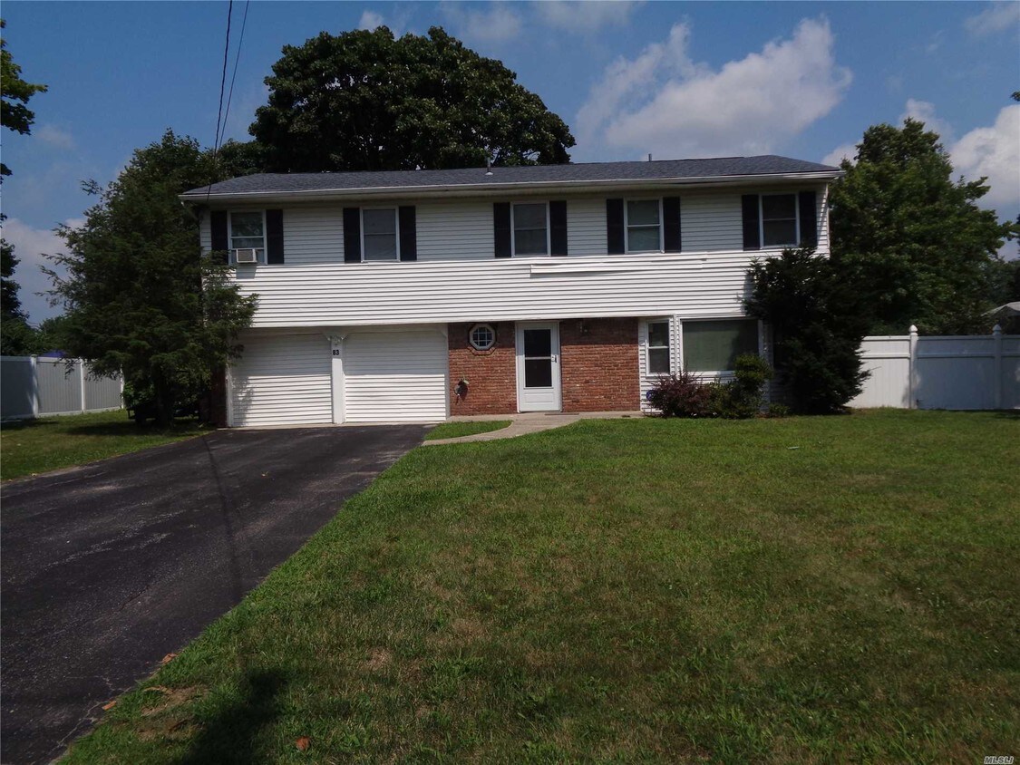 Foto principal - 83 Cedar Rd