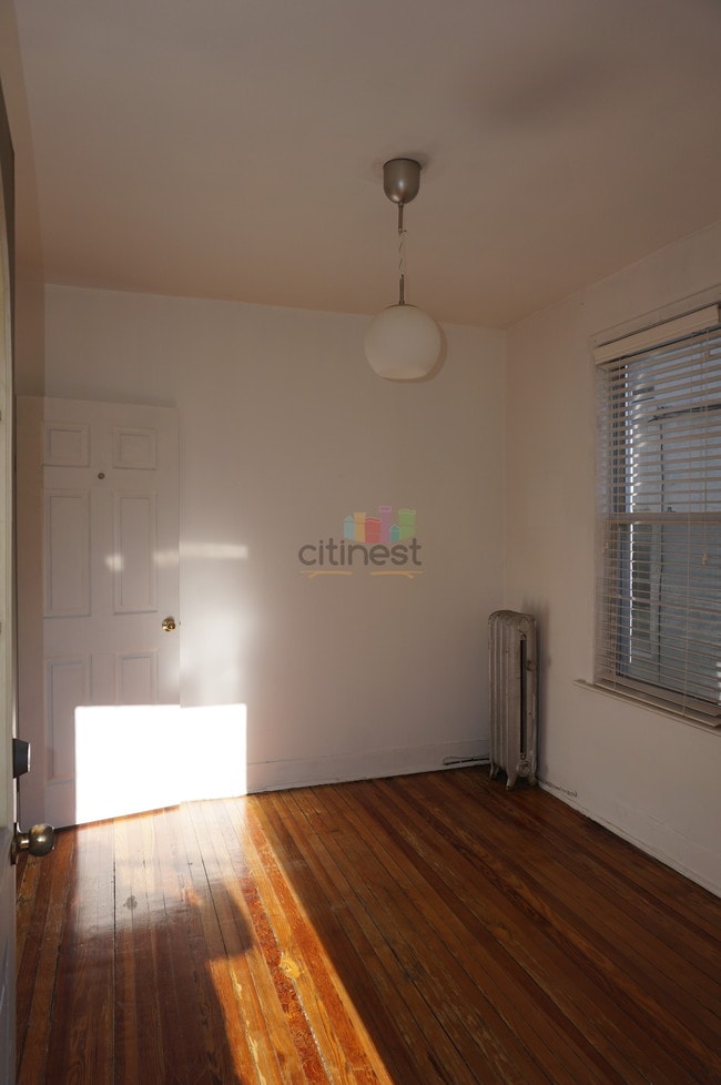 Building Photo - 578 17th St