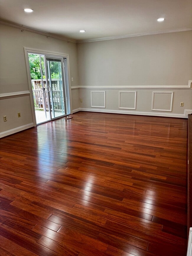 Building Photo - 7743 Jewelweed Ct