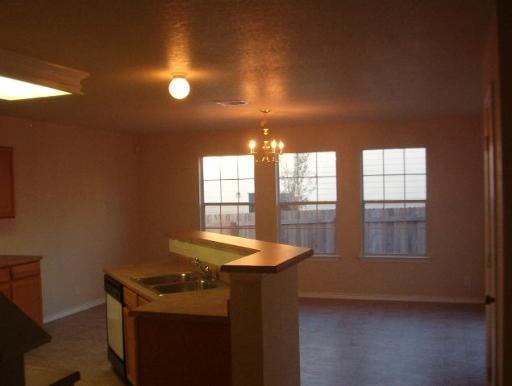 Building Photo - 16138 Branching Oaks
