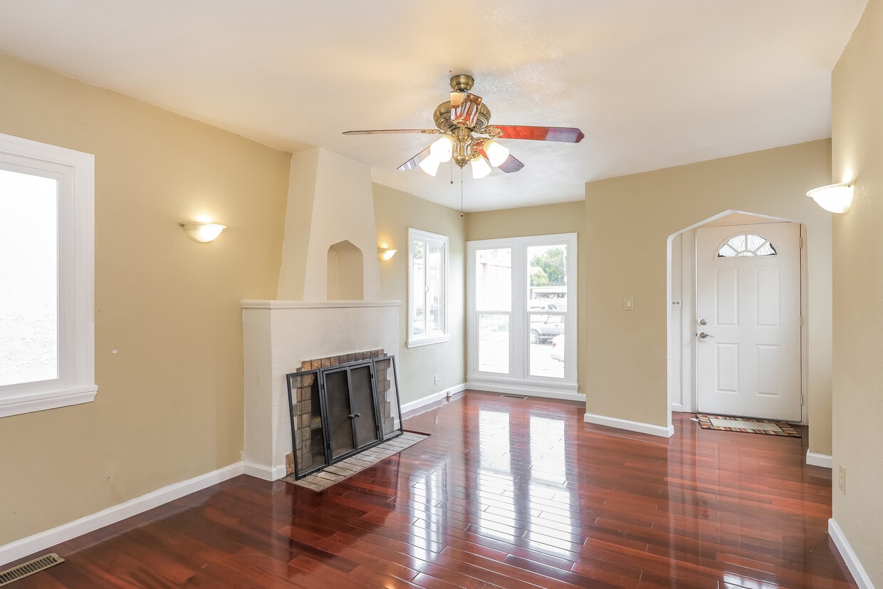 9311 Sunnyside St, Oakland, CA 94603 House Rental in Oakland, CA