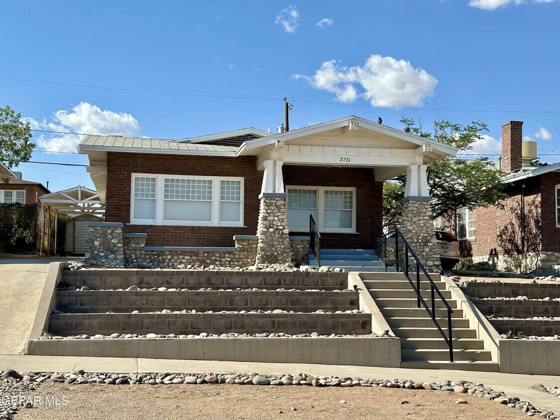 Primary Photo - 2721 Copper Ave