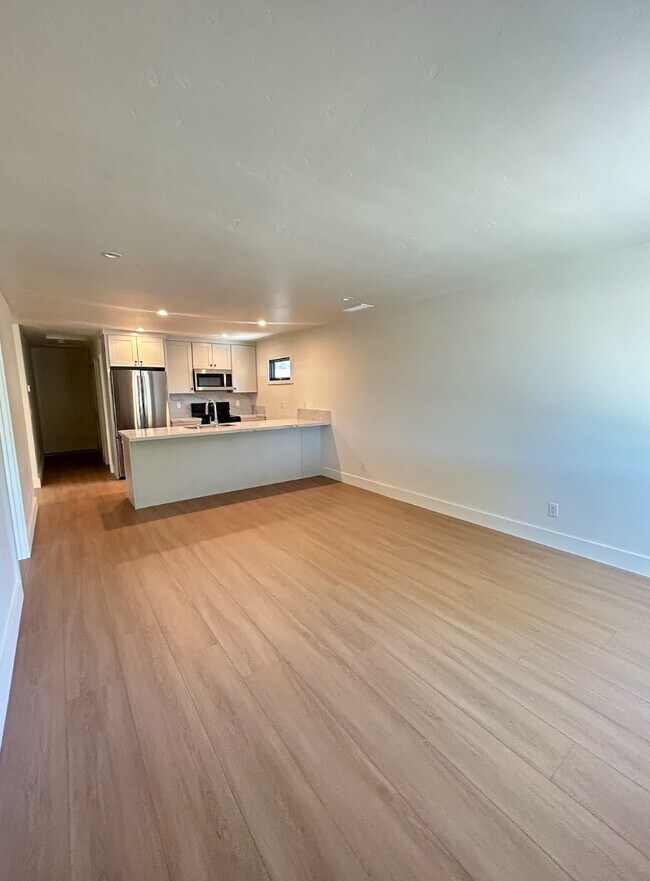 Foto del edificio - 730 Fisher Ave