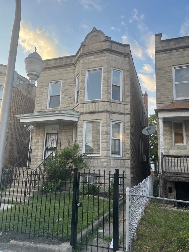 Building Photo - 4026 W 21st Pl