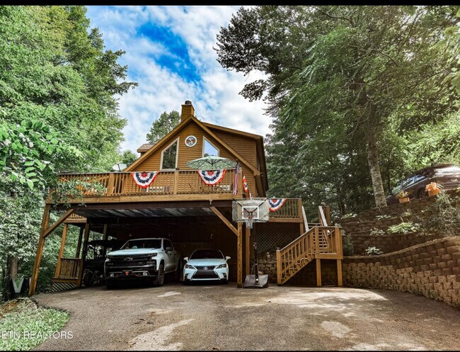 Foto del edificio - 540 Ridgecrest Rd