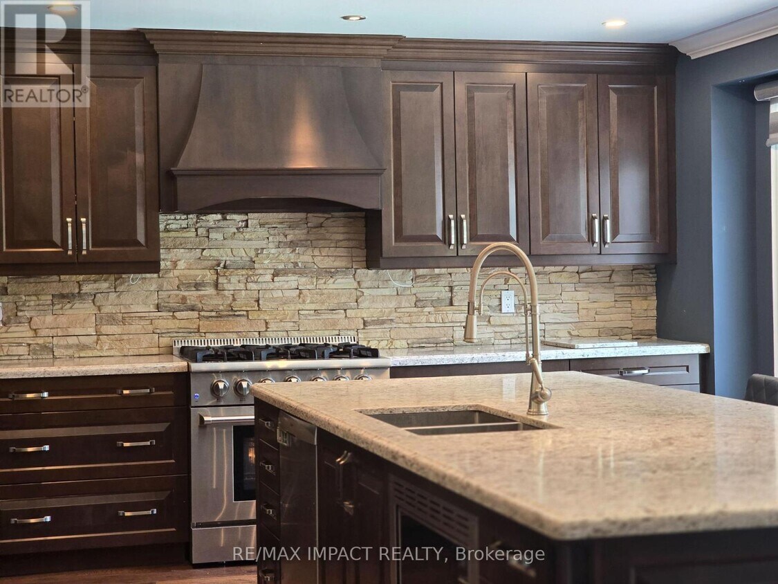 Photo principale - 28 Fairmeadow Pl