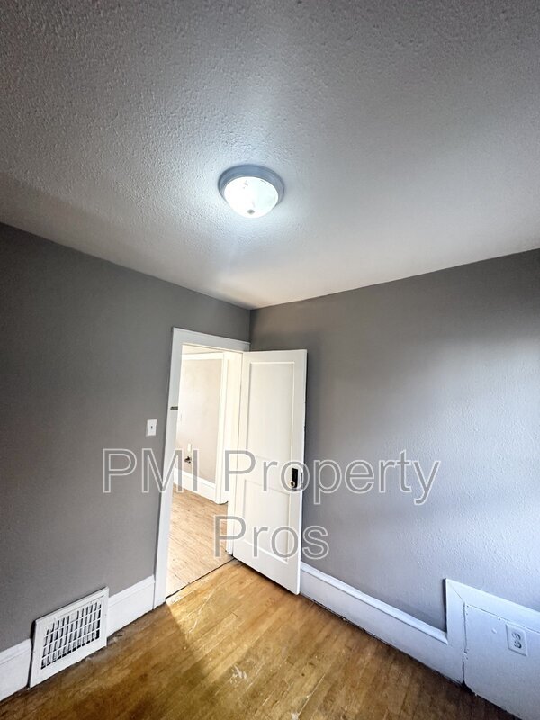 Foto del edificio - 1440 N 28th St