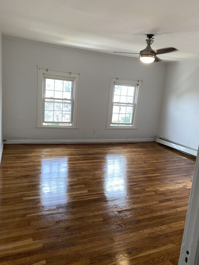 Building Photo - 23 POMPTON COBE-CALE LLC
