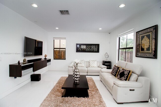 Foto del edificio - 10067 NW 88TH TER
