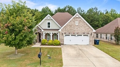 Building Photo - 2442 Snowshill Ln