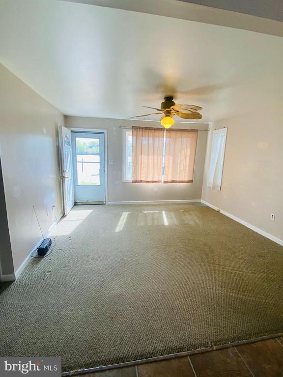Building Photo - 40 Kingston Park Ln