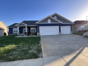 Building Photo - 1212 Hickory Point Dr