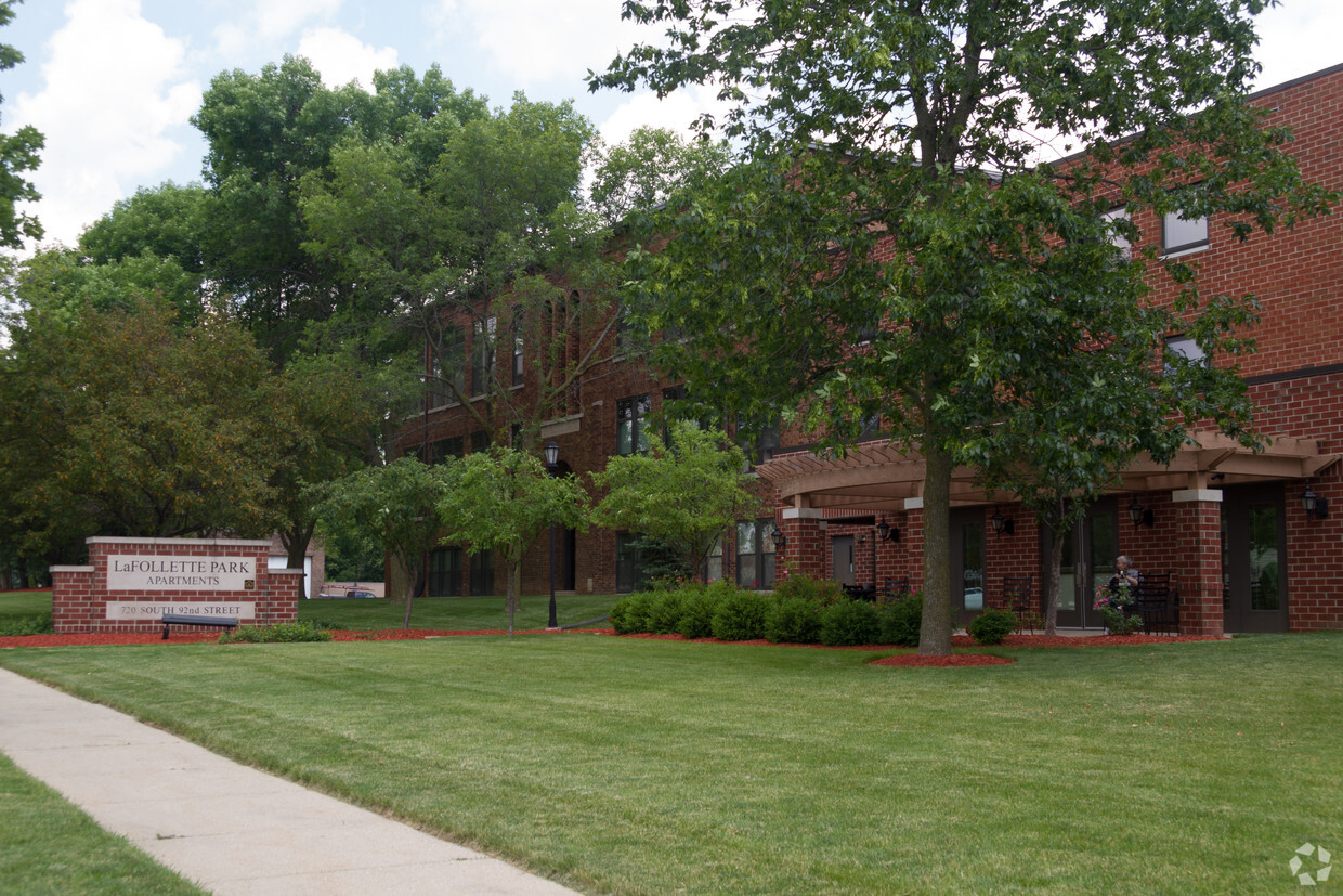 Primary Photo - La Follette Park