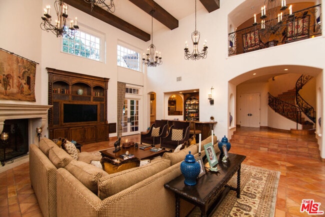 Foto del edificio - 12140 Summit Ct