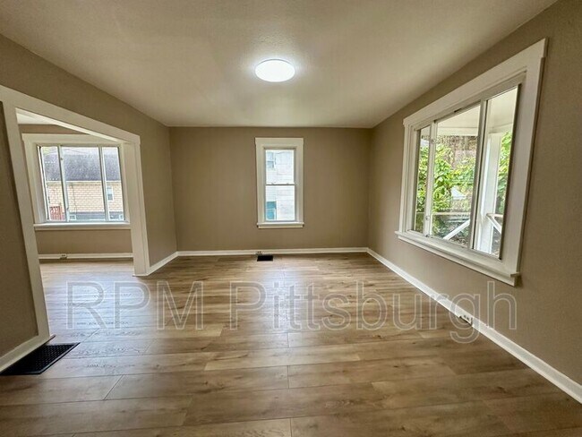 Foto del edificio - 102 Ivy St