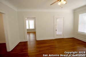 Foto del edificio - 129 E Ridgewood Ct