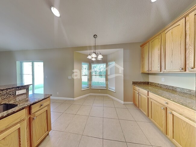 Foto del edificio - 6117 NW Gause Ave