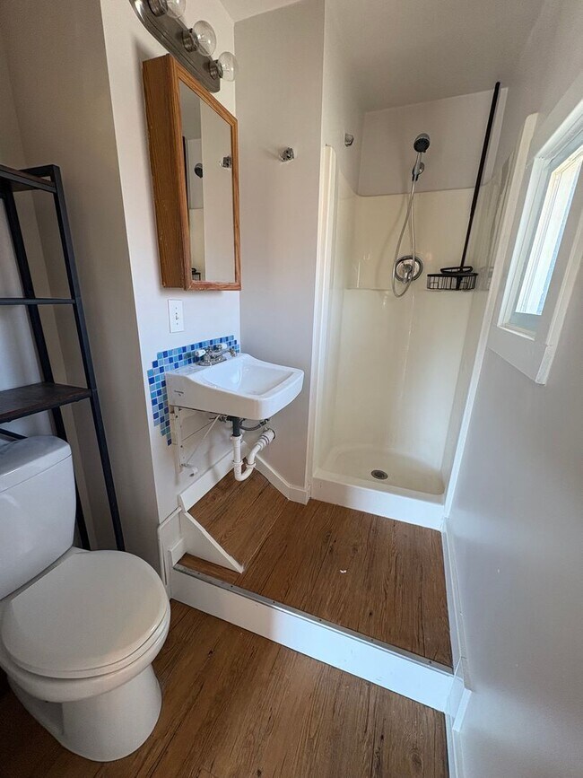 Foto del edificio - Private Suites in a Beautiful Shared Home Near UNC & Coffee Shops