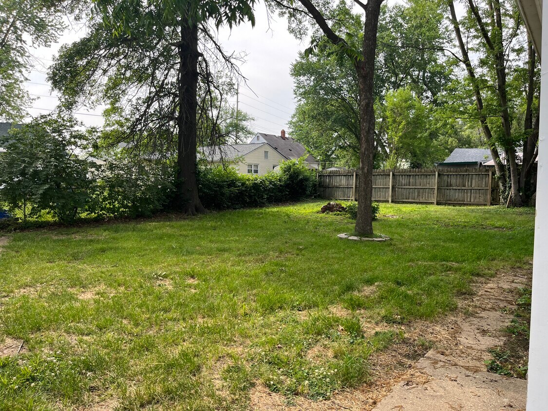 Foto principal - 1035 Virginia St