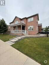 Building Photo - 30 Saddler Ave