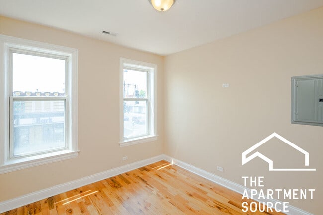 Building Photo - 3205 N Central Ave