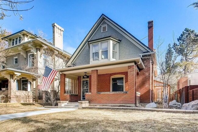 "Charming 4-Bed Oasis with 2.5 Baths in the Heart of Denver – 1768 Sq Ft of Comfort!" - "Charming 4-Bed Oasis with 2.5 Baths in the Heart of Denver – 1768 Sq Ft of Comfort!" Apartment