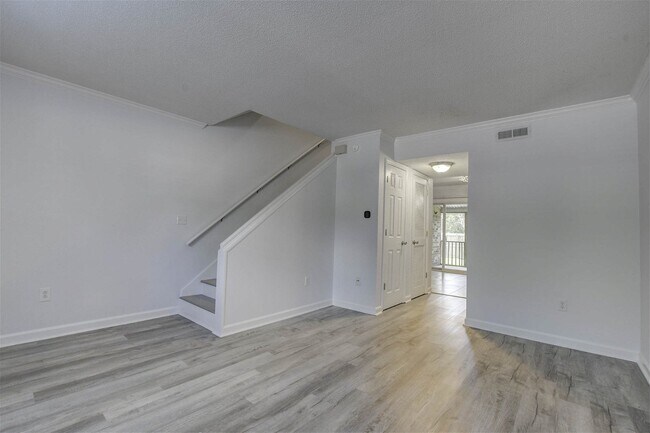 Foto del edificio - 1836 Mepkin Road Apt #D9, Charleston, SC 2...