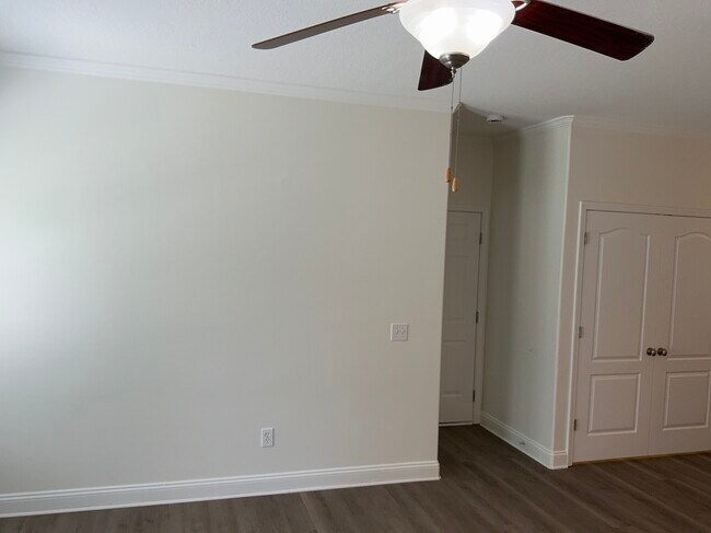 Building Photo - 2477 Glyncastle Way
