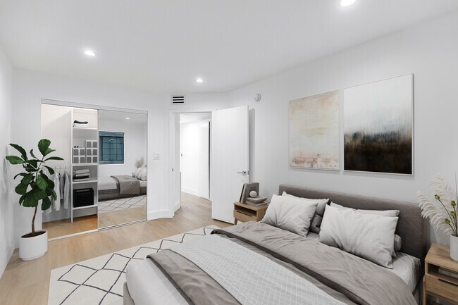 Foto del edificio - 3939 Moore St