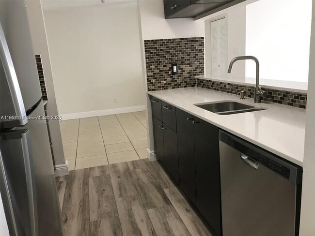 Building Photo - 15780 SW 106th Terrace