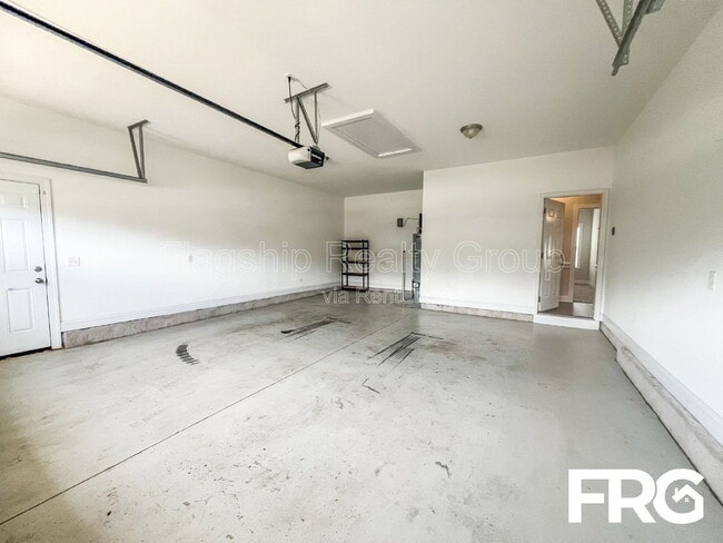 Foto del edificio - 313 N Landing Dr