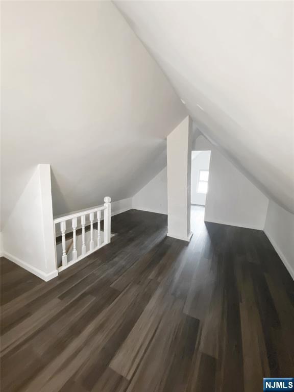 Building Photo - 289 Parker Ave