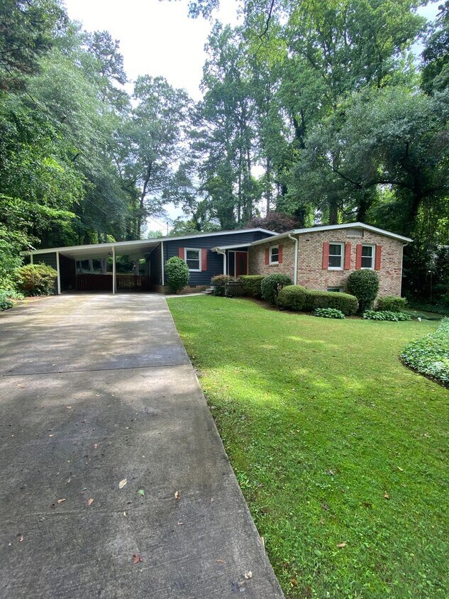Photo - 2625 Sunny Lane