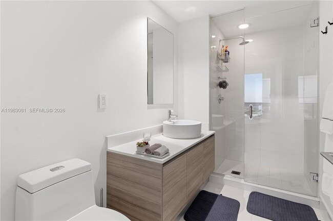Foto del edificio - 121 NE 34th St
