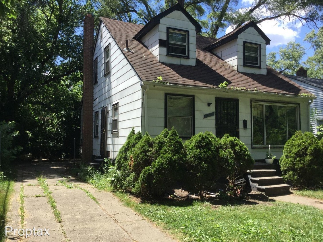 Building Photo - 3 br, 2 bath House - 18425 Evergreen Rd