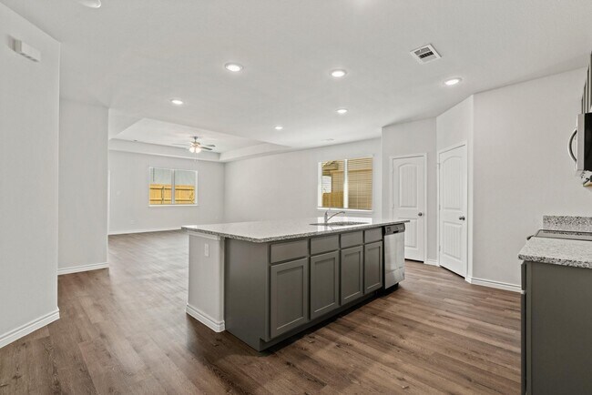 Foto del edificio - 16617 Olivewood Ln
