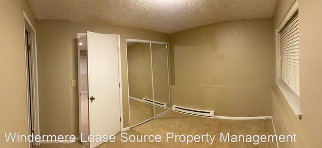 Building Photo - 3 br, 2 bath House - 5619 S Crestline St