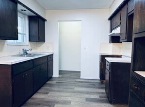 Building Photo - 1963 S Martinson St