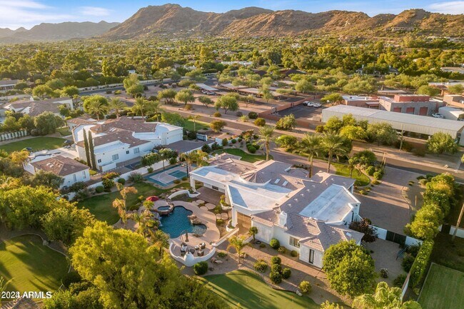 Building Photo - 6487 E Malcomb Dr