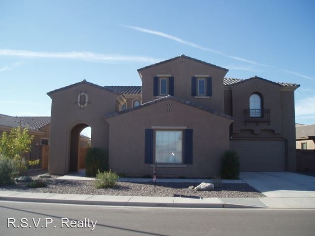 Primary Photo - 5 br, 4 bath House - 2627 E. Dogwood Dr.