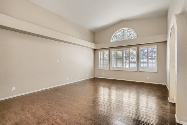 Building Photo - 2224 Bear Valley St