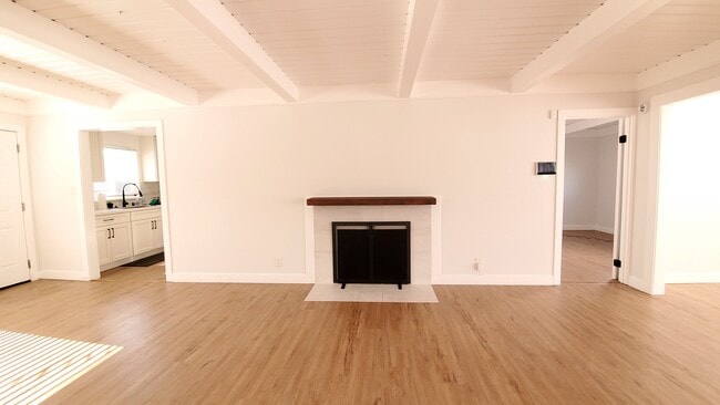 Building Photo - 2309 Barcelona Way
